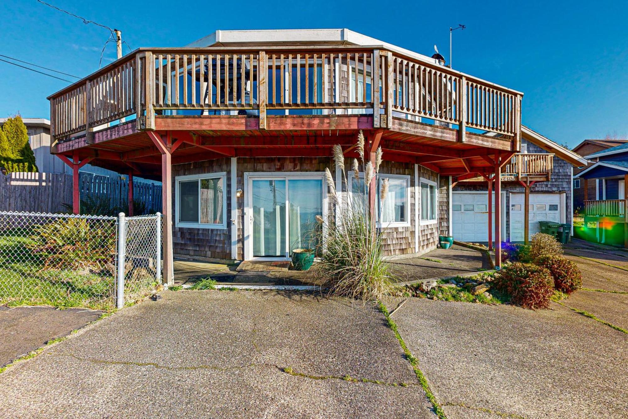 Carousel House In Pacific City Exterior photo